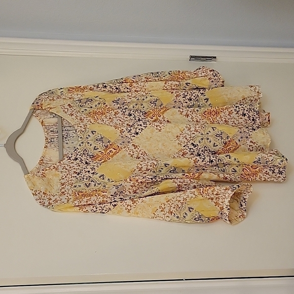3/$30 Matilda Jane Floral Yellow Patchwork Off Shoulder Peasant Blouse - Picture 6 of 8